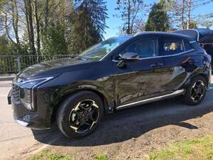 Na skrzyżowaniu w Jasionowie doszło do kolejnego zdarzenia drogowego spowodowanego nieustąpieniem pierwszeństwa przejazdu. Kierujący Fordem, wyjeżdżając z drogi podporządkowanej od Wzdowa na drogę wojewódzką nr 887 nie ustąpił pierwszeństwa przejazdu kobiecie kierującej Kią, jadącej od strony Brzozowa i doprowadził do kolizji. 46-latek został ukarany mandatem karnym i punktami. Na zdjęciach widoczne pojazdy, które brały udział w powyższym zdarzeniu.