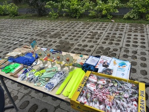 W Brzozowie odbyły się obchody Gminnego Dnia Dziecka. Wśród licznych atrakcji i wystawców nie mogło zabraknąć funkcjonariuszy z Komendy Powiatowej Policji w Brzozowie. Mundurowi przygotowali specjalne stoisko profilaktyczne, które przyciągnęło najmłodszych mieszkańców i ich rodziców.