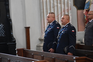Policjanci i pracownicy Komendy Powiatowej Policji w Brzozowie obchodzili wczoraj swoje święto. Podczas uroczystej zbiórki funkcjonariusze brzozowskiej jednostki odebrali odznaczenia i awanse na wyższe stopnie służbowe. Akty mianowania wręczył Zastępca Komendanta Wojewódzkiego Policji w Rzeszowie insp. Piotr Stępka oraz Komendant Powiatowy Policji w Brzozowie mł. insp. Robert Gęborys.